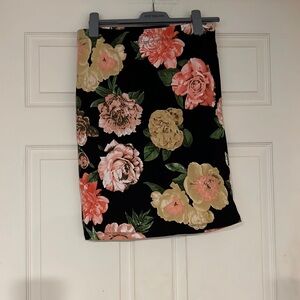 Honey & Lace Floral Pencil Skirt
